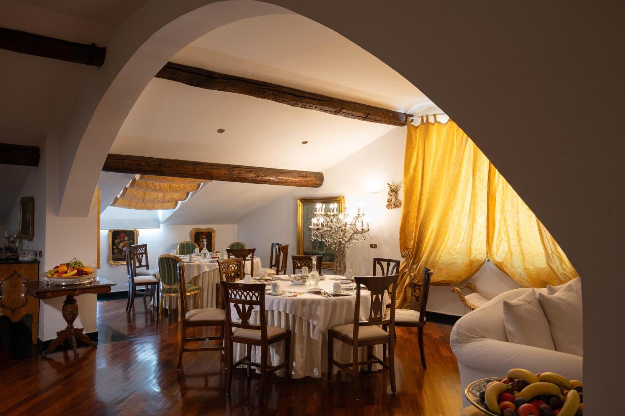San Giorgio Rooms Генуя Экстерьер фото